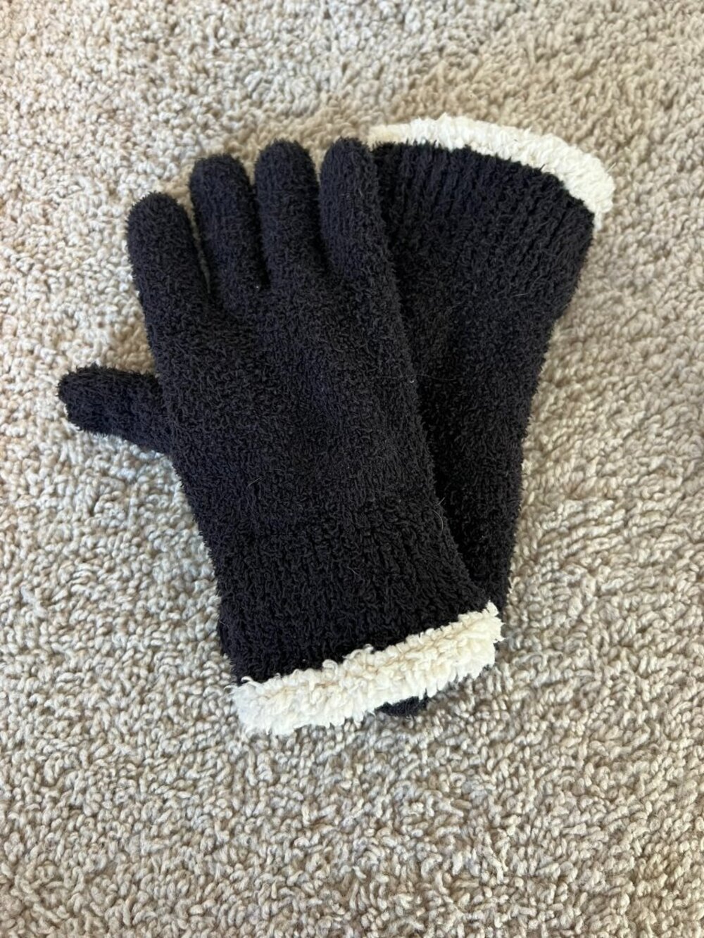 Black Winter Gloves Thermal Winter Essential Comfort Fleece Lined